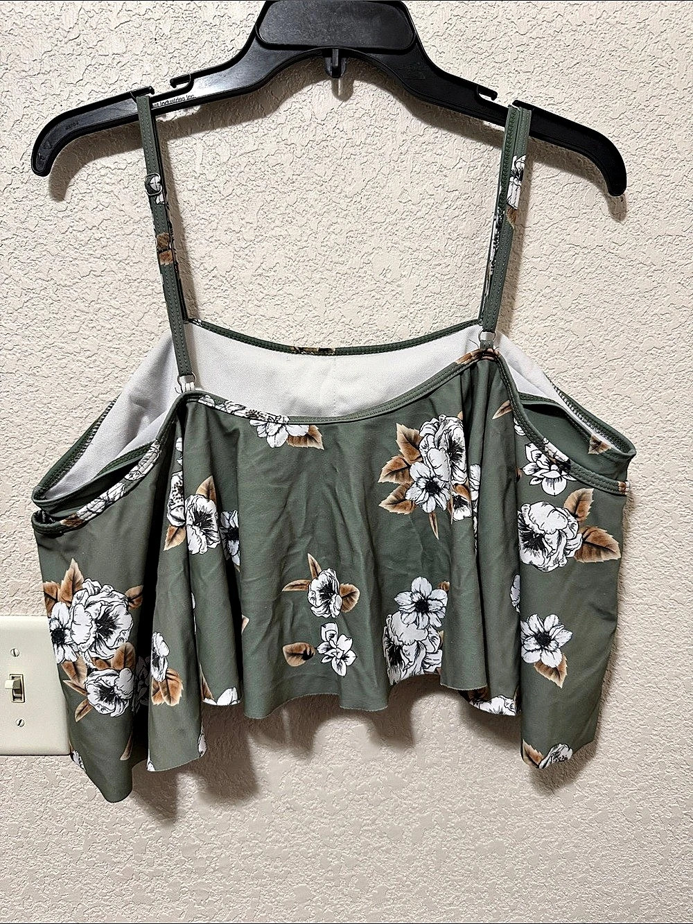 Floral Cropped Top in Green & White Size 2XL